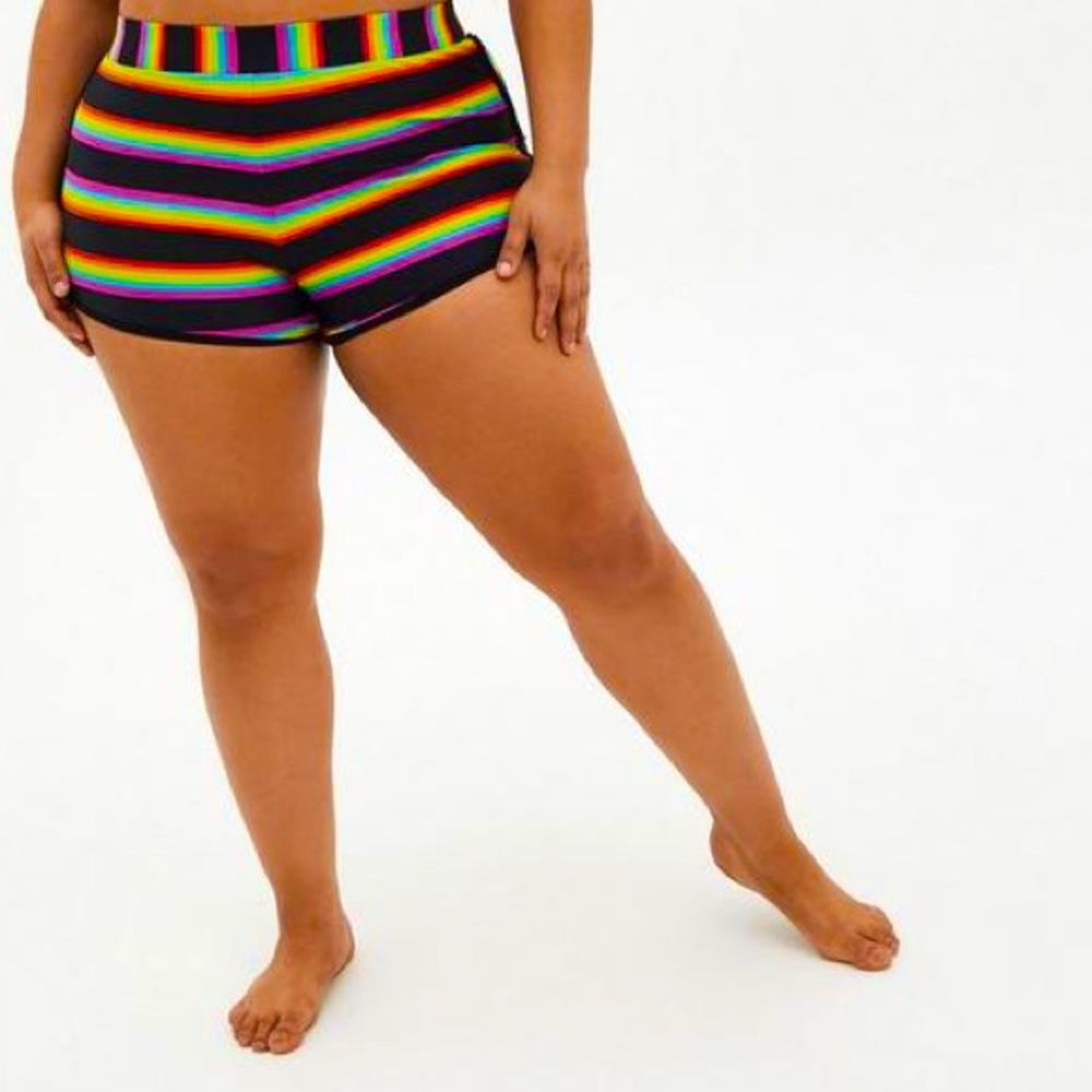 NWT! Torrid multi stripe dolphin swim shorts SZ 2X 18/20